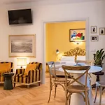Casa Saba Luxury Apartament *