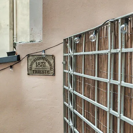 Casa Saba Luxury With Terrace * Trieste